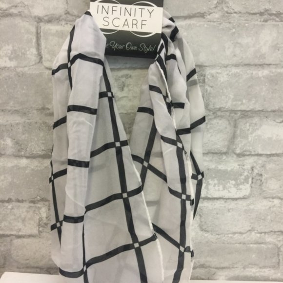 😀- 🤍 - Brand new Set of 3 Sofia Vitali Infinity Scarves! - Picture 4 of 4